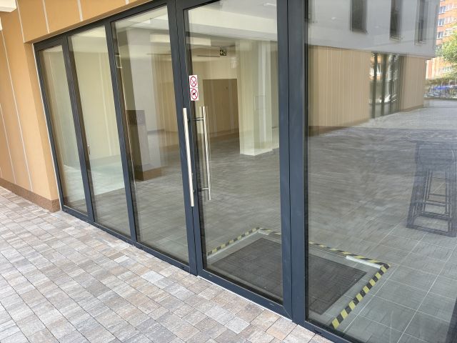 Ukážka presklených dverí