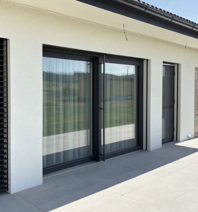 Ukážka posuvných dverí HST Portál